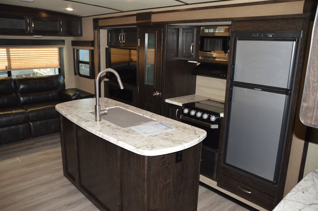 2018 Grand Design Recreational Imagine - $18,995
