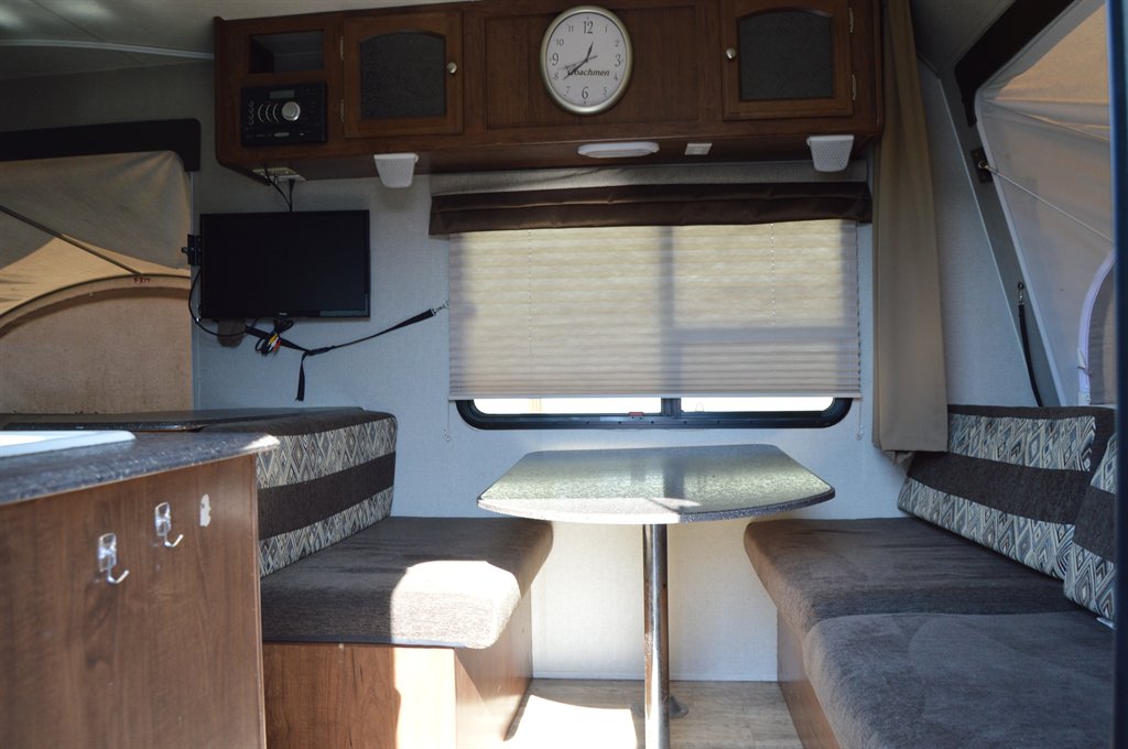 2016 Forest River Freedom Express - $12,995