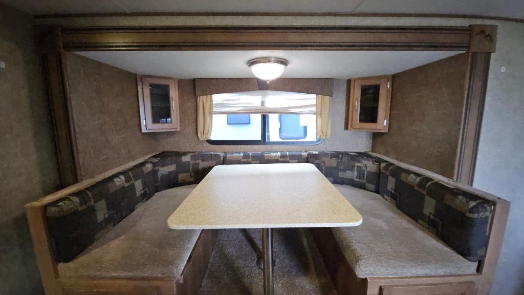 2015 Forest River Coachmen Apex - $12,995