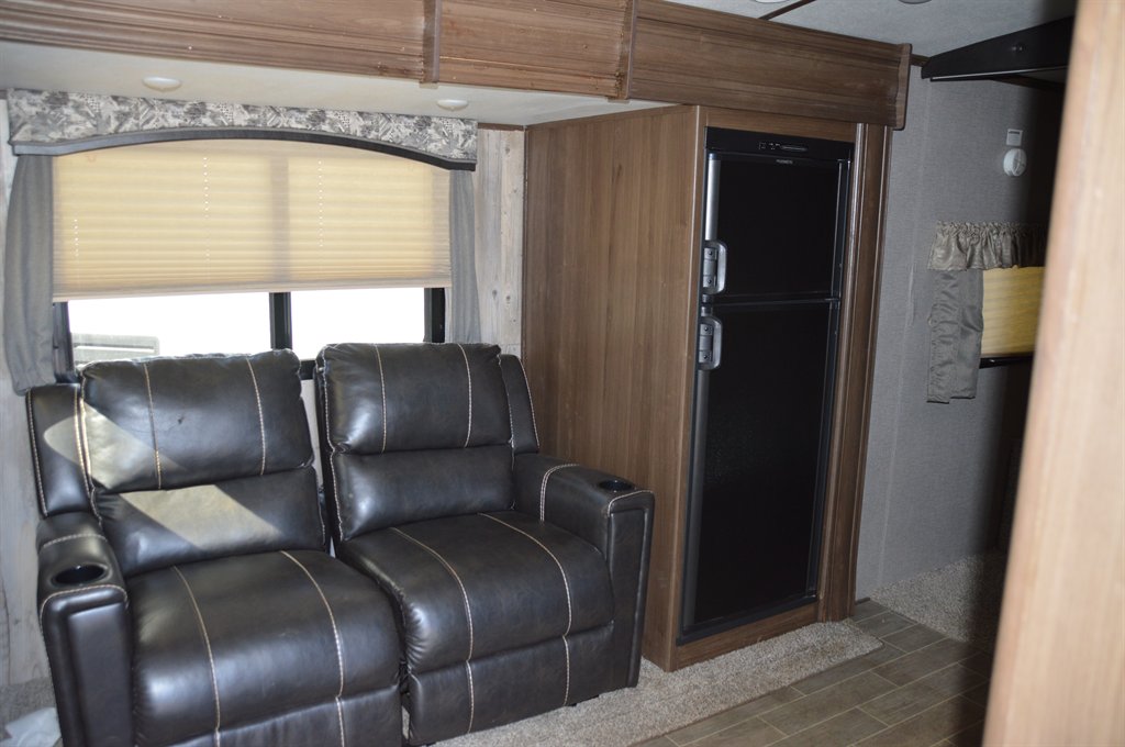 2020 Keystone Keystone - $16,995