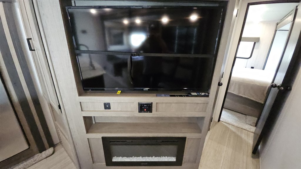 2021 Keystone Keystone - $25,995
