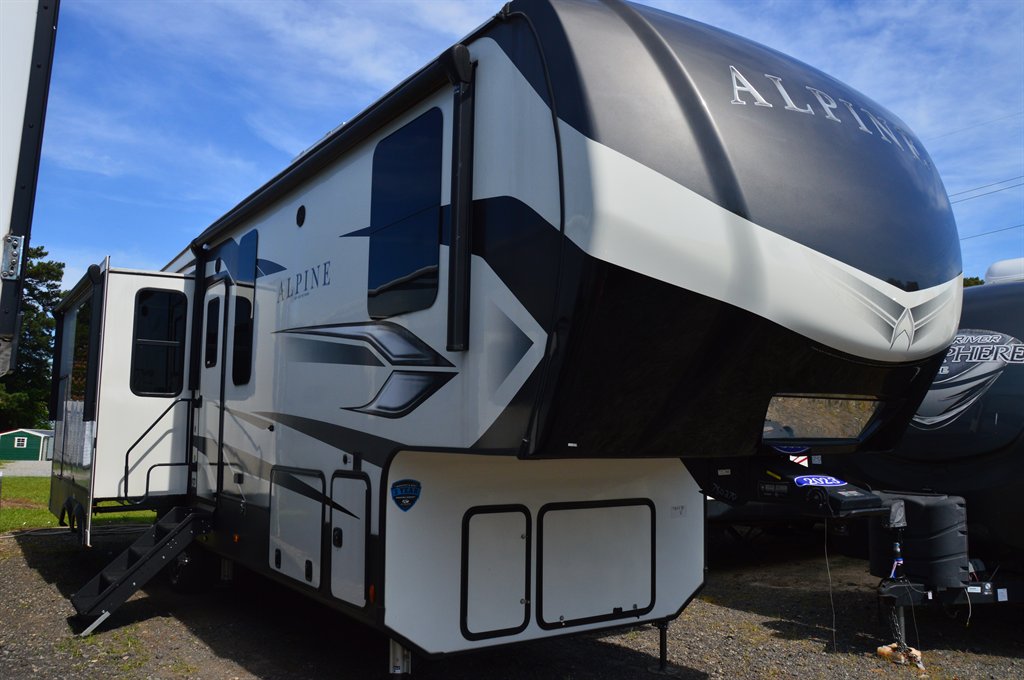 2023 Alpine Alpine - $47,995