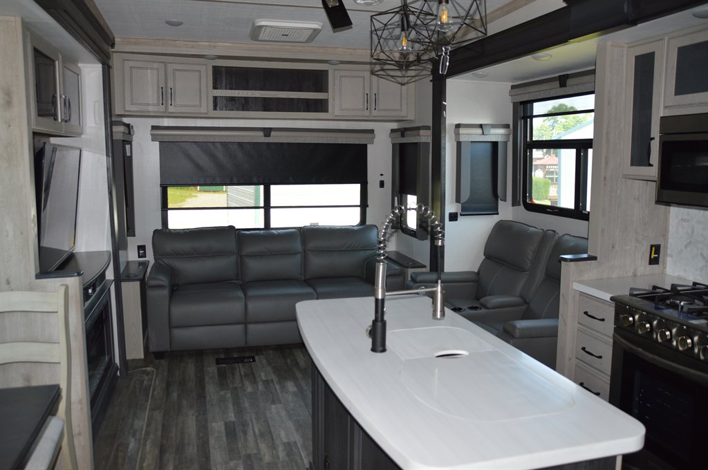 2023 Alpine Alpine - $47,995