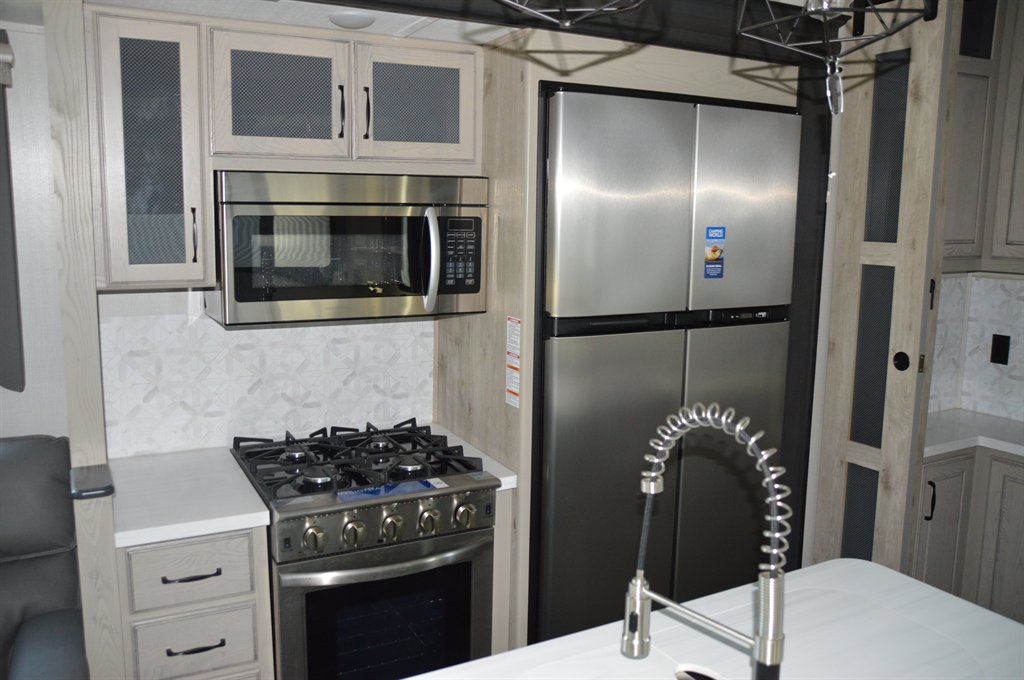 2023 Alpine Alpine - $47,995