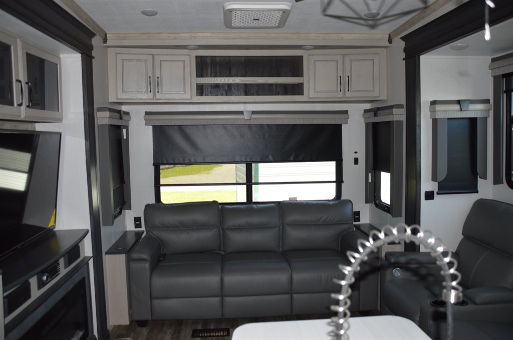 2023 Alpine Alpine - $47,995