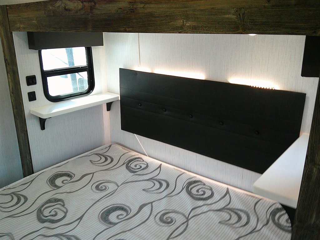 2022 Heartland Rv Bighorn, Bighorn Traveler, Big Country, & Landmark - $39,500