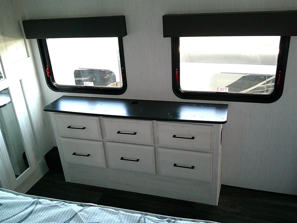 2022 Heartland Rv Bighorn, Bighorn Traveler, Big Country, & Landmark - $39,500