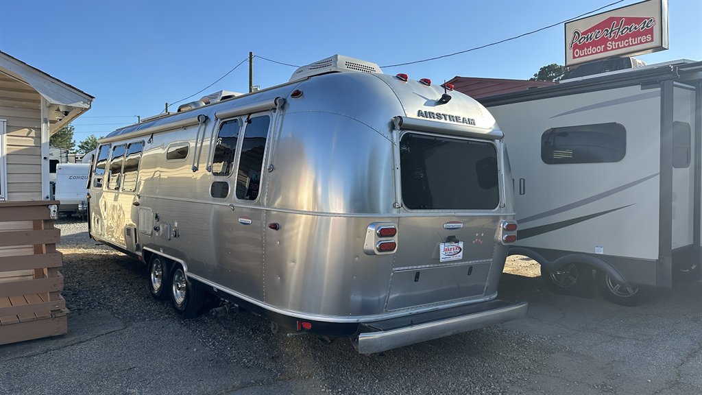 2019 Airstream Internatio 30rb Queen Signature - $69,995