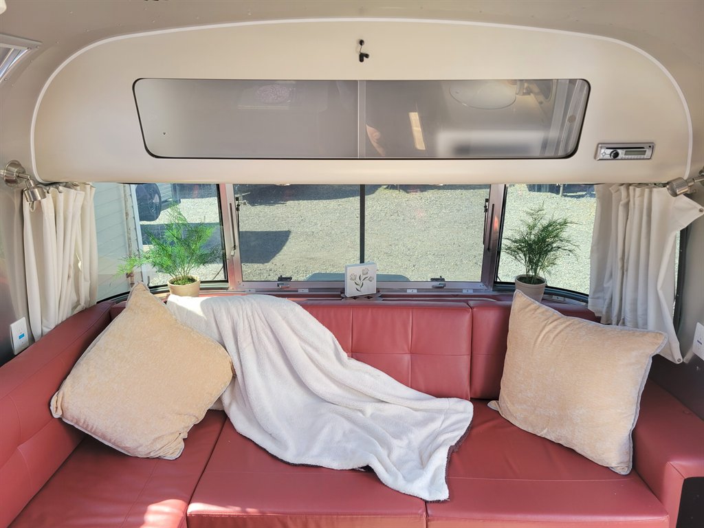2019 Airstream Internatio 30rb Queen Signature - $69,995