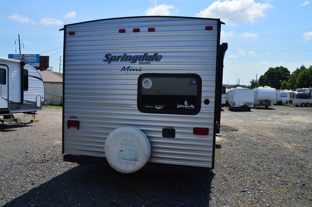2018 Keystone Keystone - $9,000