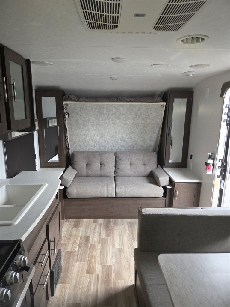 2019 Forest River  Wildwood  X-Lite 171 - $9,950