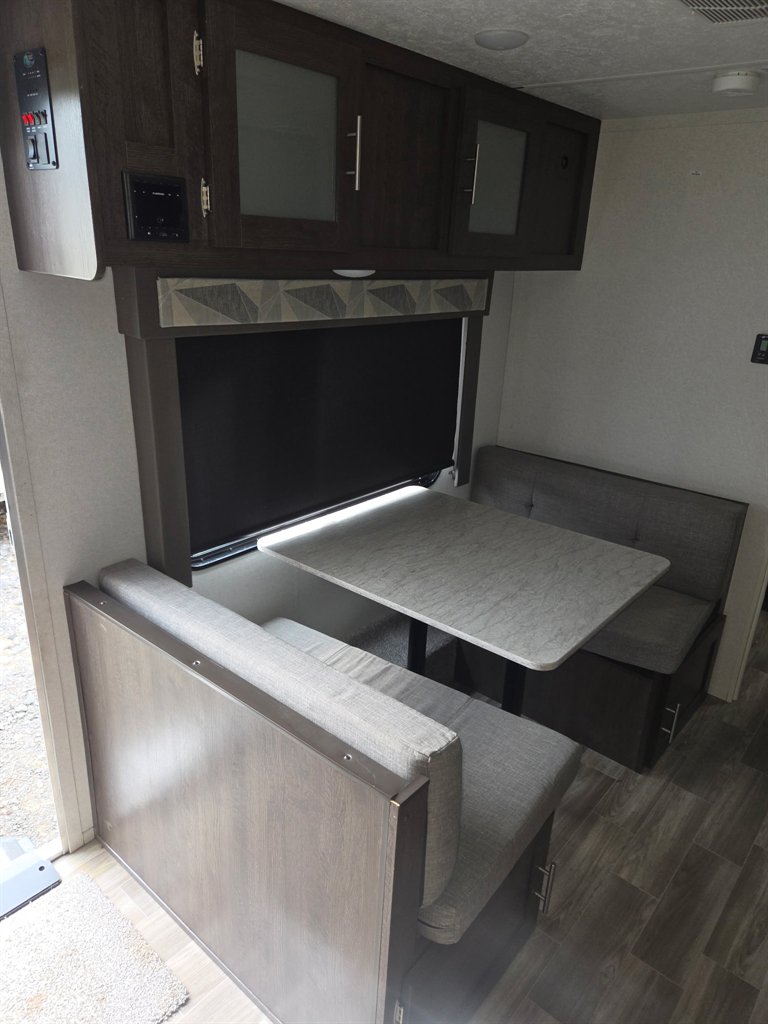 2019 Forest River  Wildwood  X-Lite 171 - $9,950