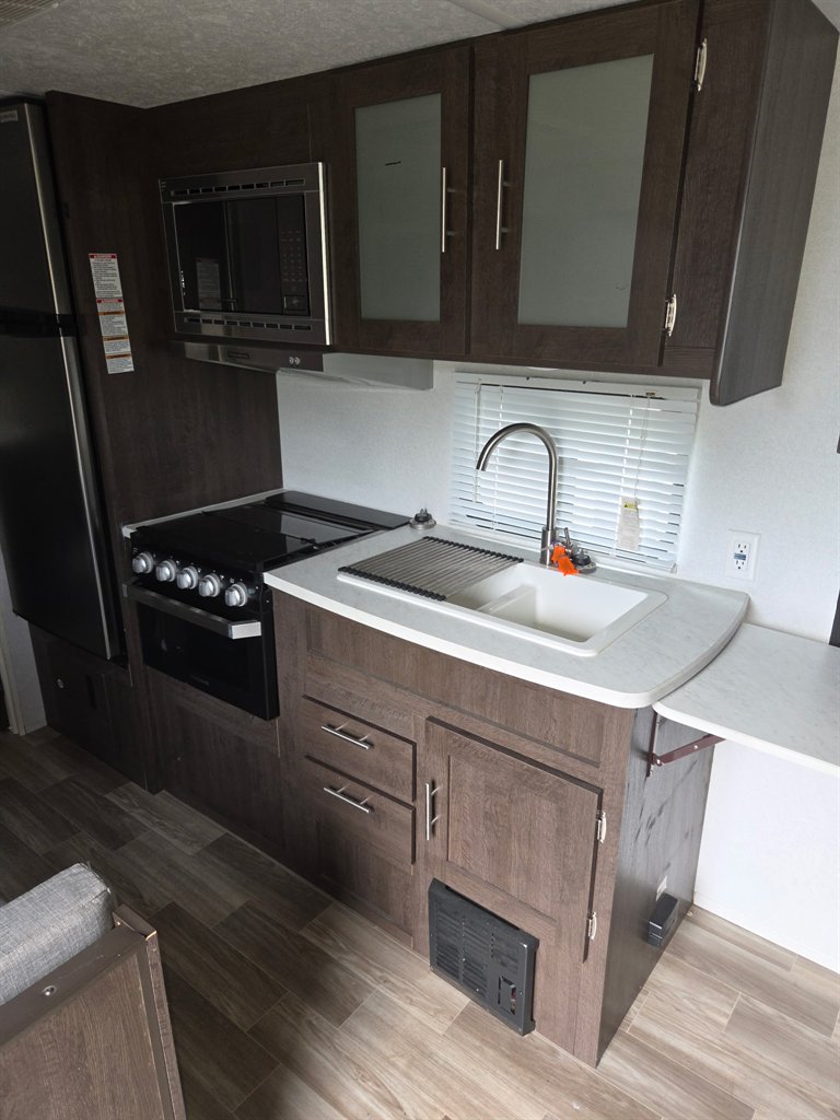 2019 Forest River  Wildwood  X-Lite 171 - $9,950