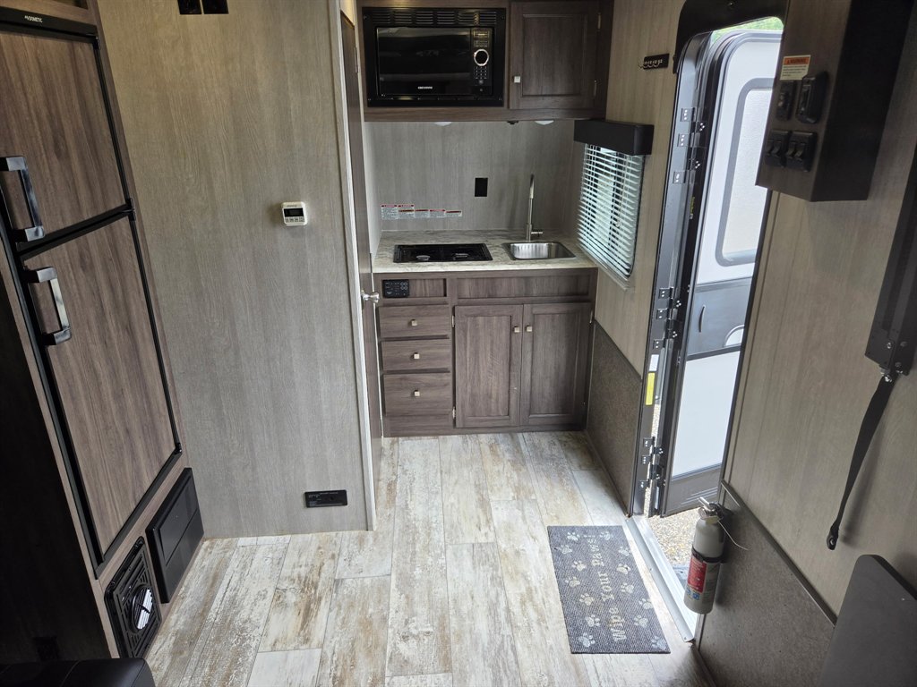 2022 Genesis Genesis Supreme - $14,480
