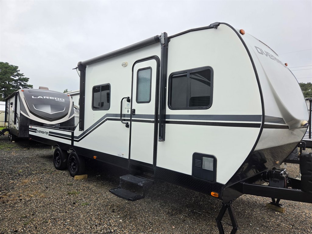 2022 Genesis Genesis Supreme - $14,480
