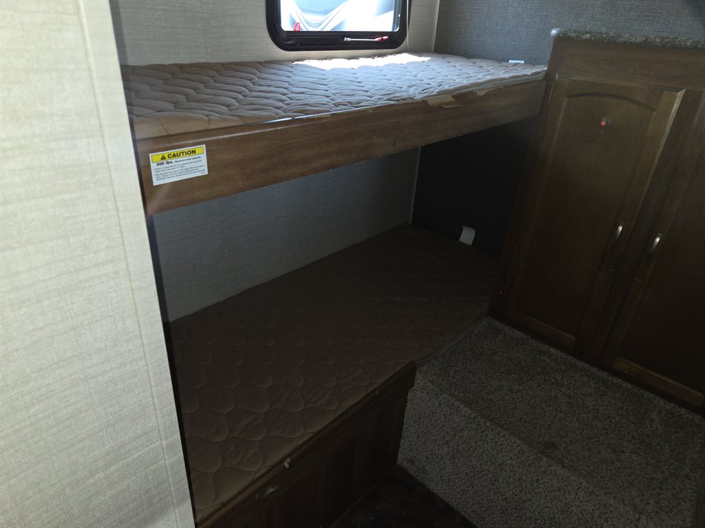 2015 Keystone Keystone - $12,995