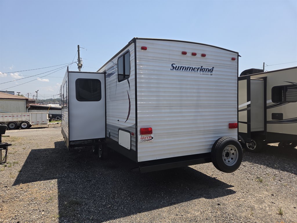2015 Keystone Keystone - $12,995