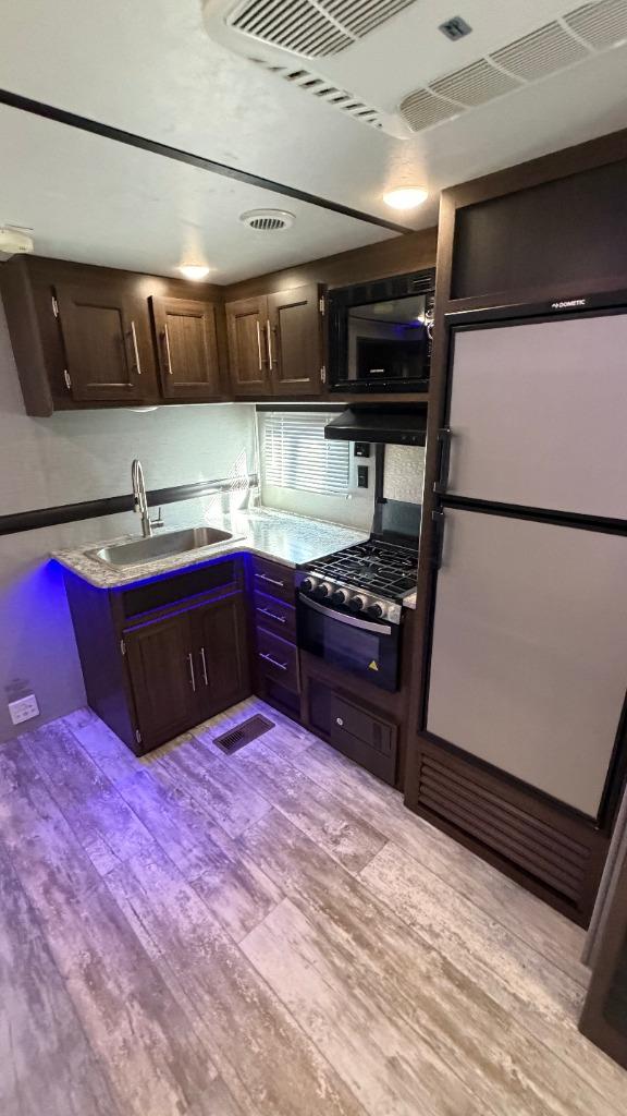 2020 Keystone Keystone - $16,500