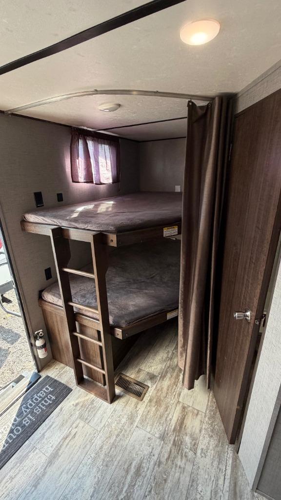 2020 Keystone Keystone - $16,500