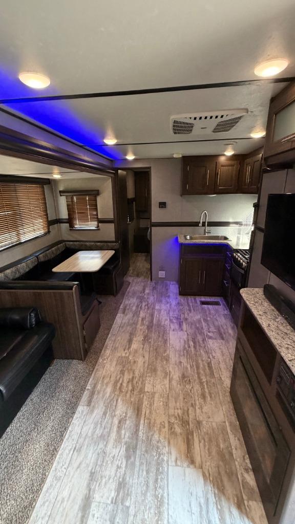 2020 Keystone Keystone - $16,500