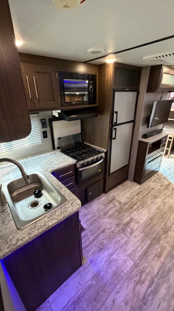 2020 Keystone Keystone - $16,500