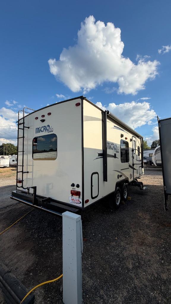 2017 Forest River Flagstaff Lite Weight Trailers - $8,995
