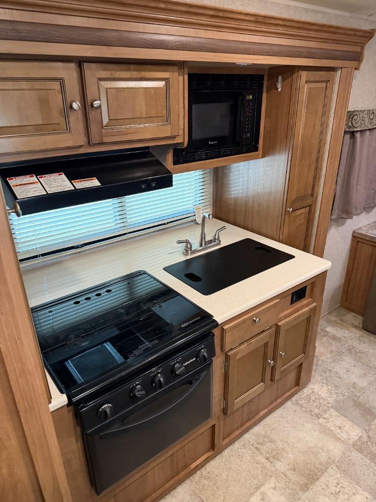 2017 Forest River Flagstaff Lite Weight Trailers - $8,995