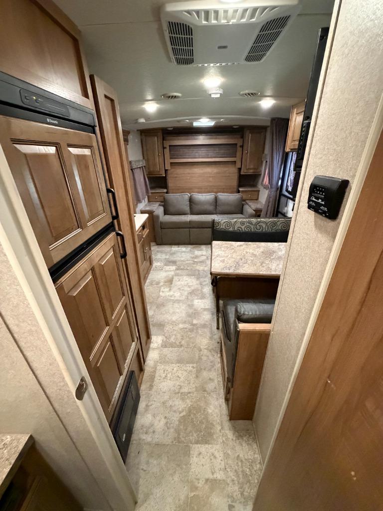 2017 Forest River Flagstaff Lite Weight Trailers - $8,995