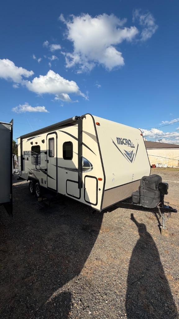 2017 Forest River Flagstaff Lite Weight Trailers - $8,995