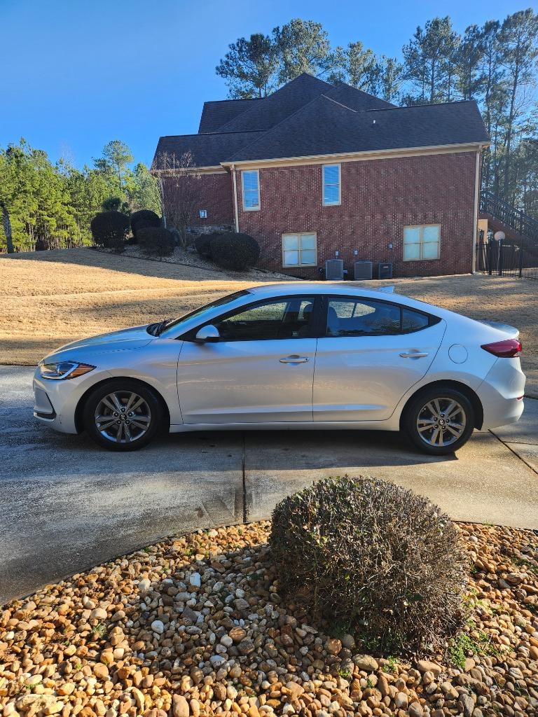 2018 Hyundai Elantra - $15,995