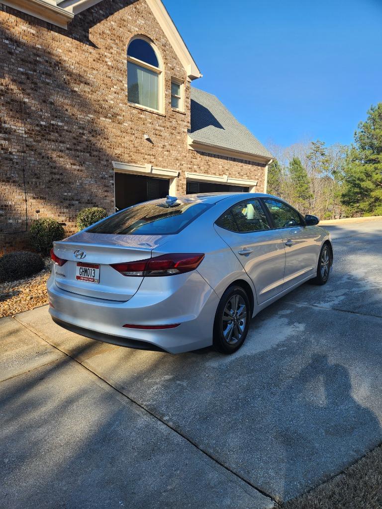 2018 Hyundai Elantra - $15,995