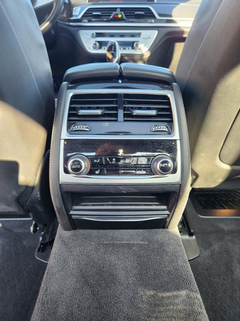 2022 BMW 750li - $58,888