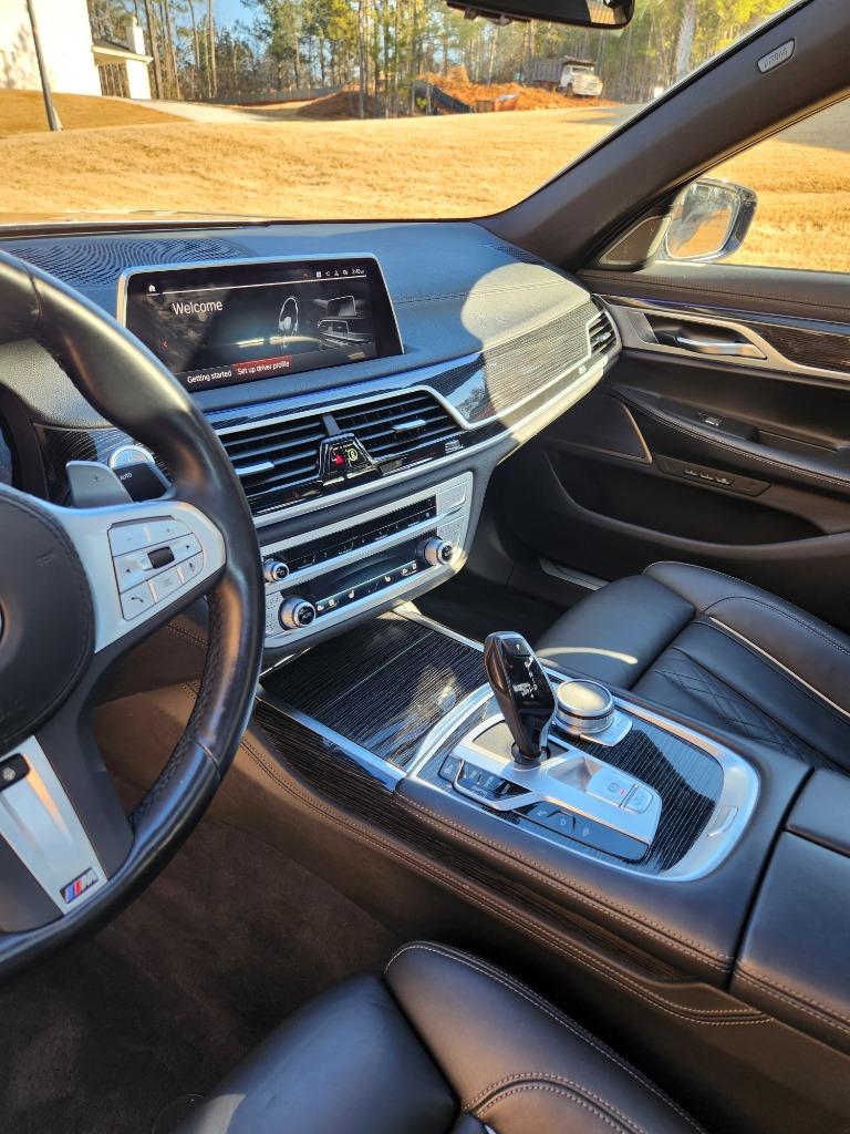 2022 BMW 750li - $58,888