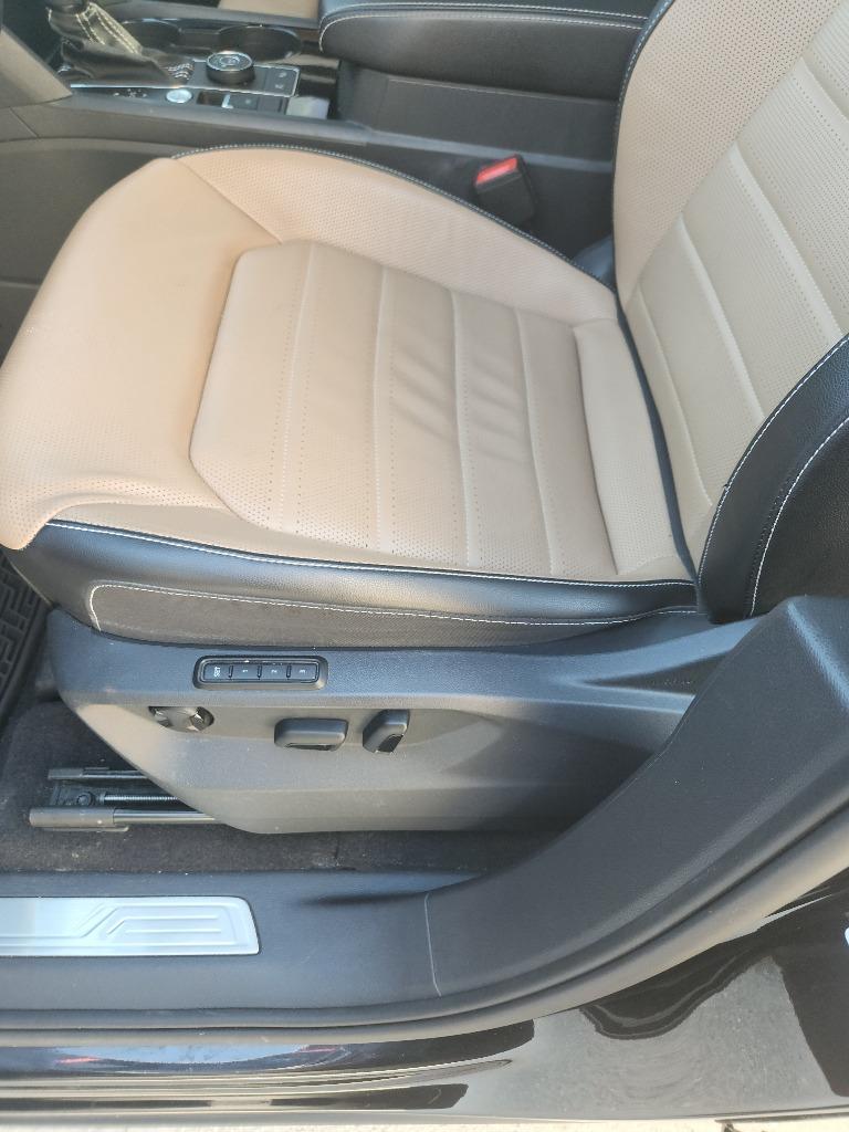 2022 Volkswagen Atlas - $31,999