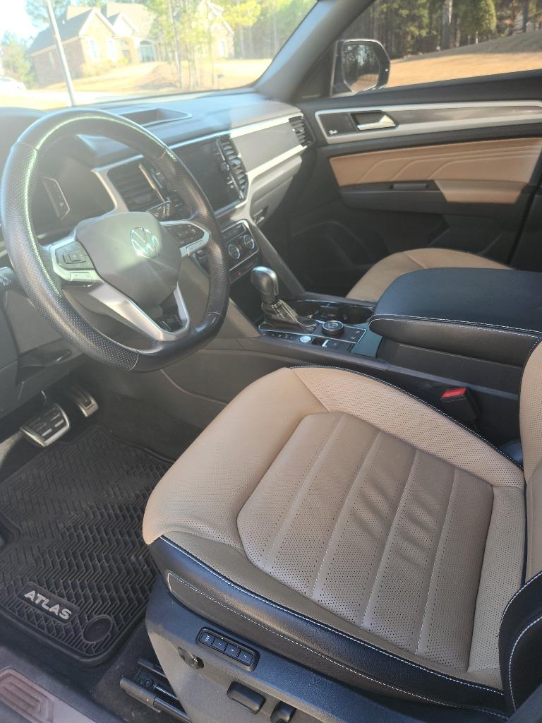 2022 Volkswagen Atlas - $31,999