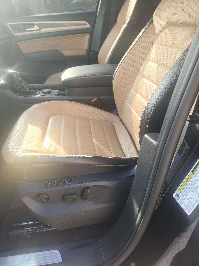 2022 Volkswagen Atlas - $31,999