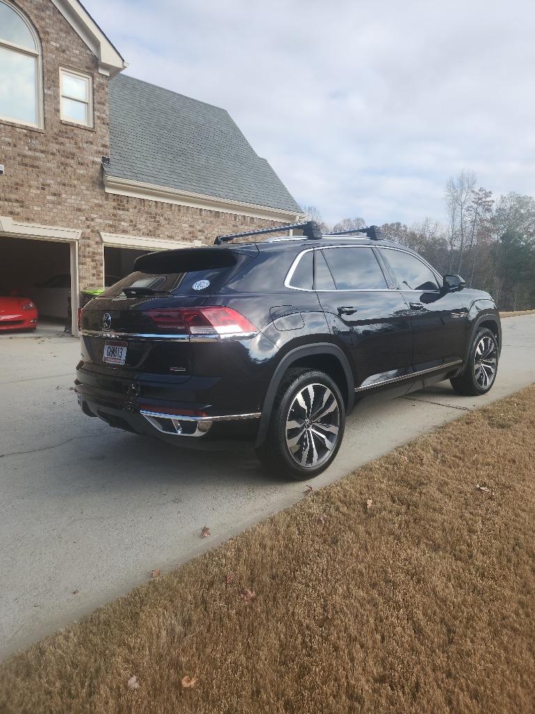 2022 Volkswagen Atlas - $31,999