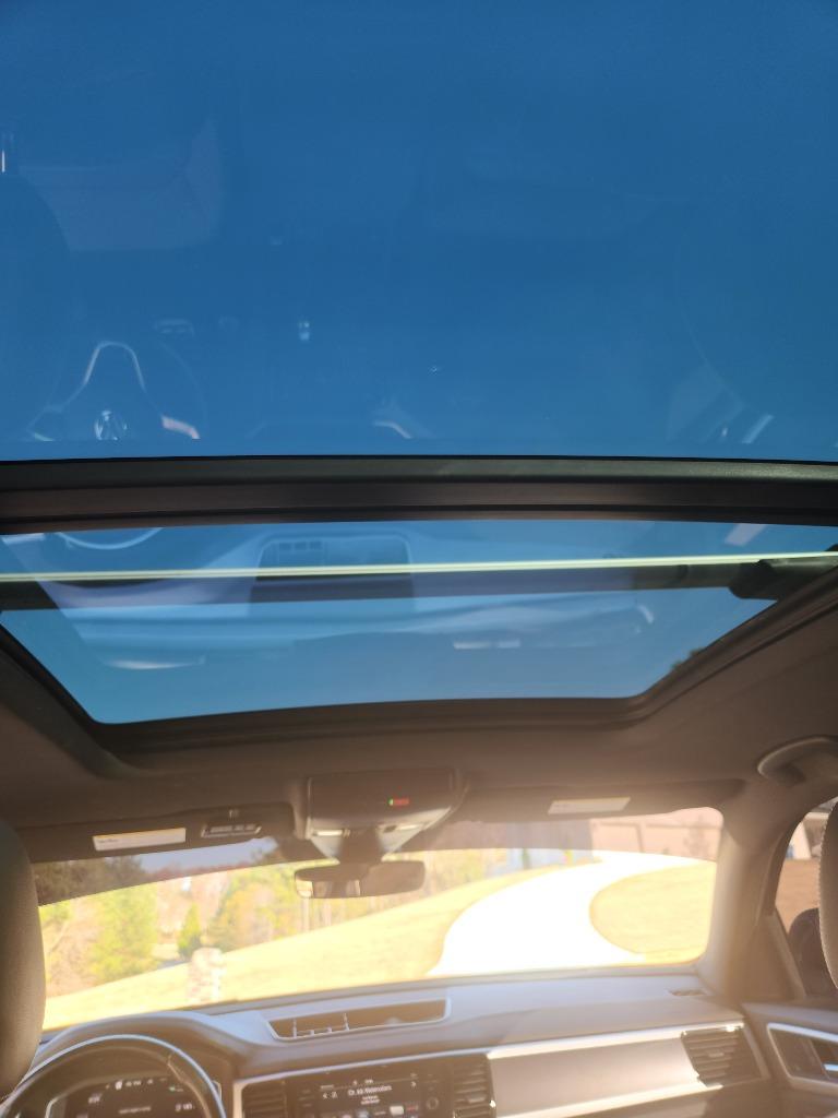 2022 Volkswagen Atlas - $31,999