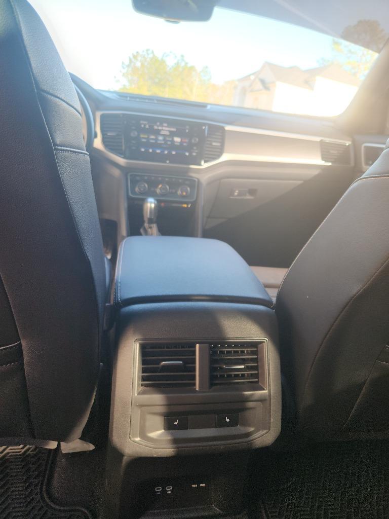 2022 Volkswagen Atlas - $31,999