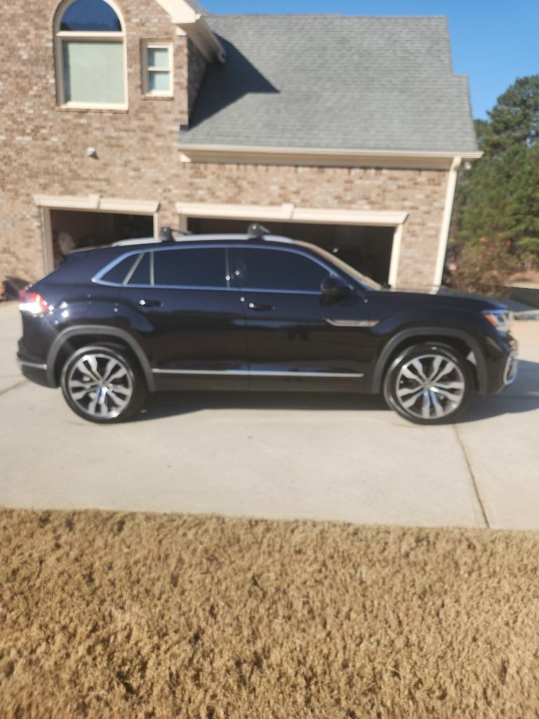 2022 Volkswagen Atlas - $31,999