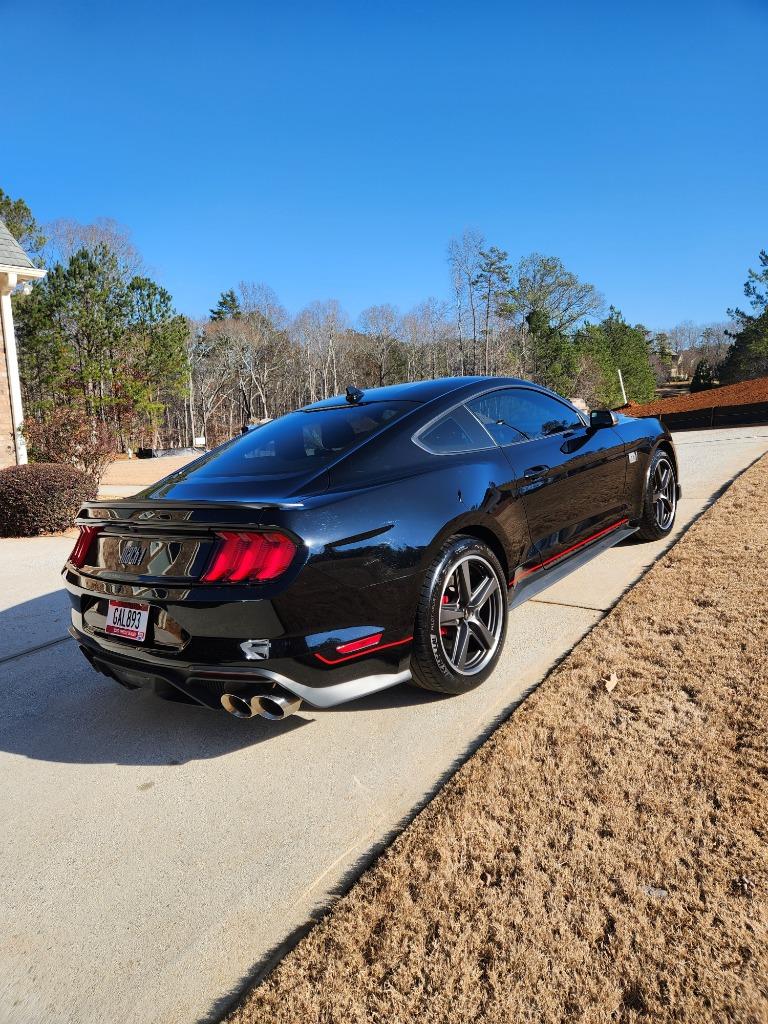 2022 Ford Mustang - $46,998