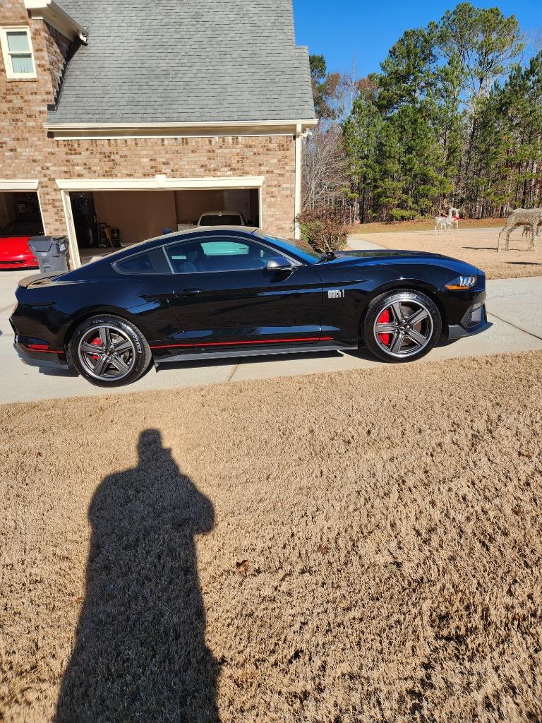 2022 Ford Mustang - $46,998