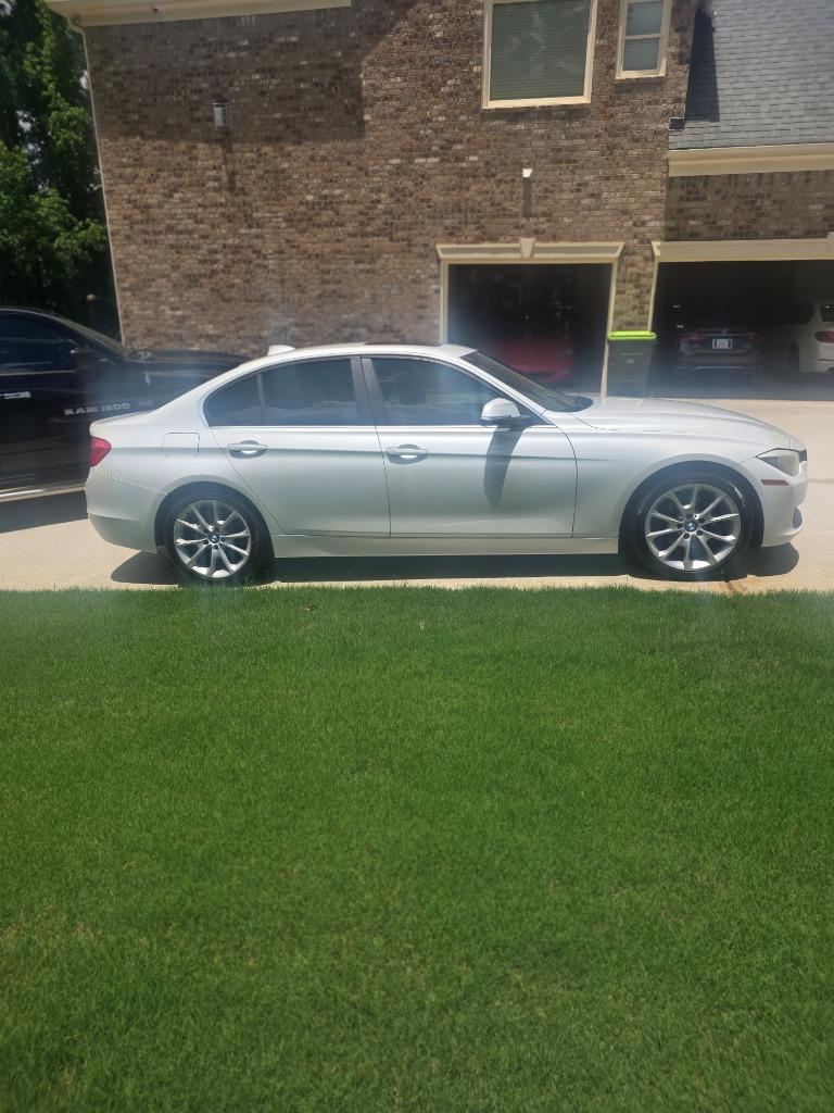 2015 BMW 320i - $10,995