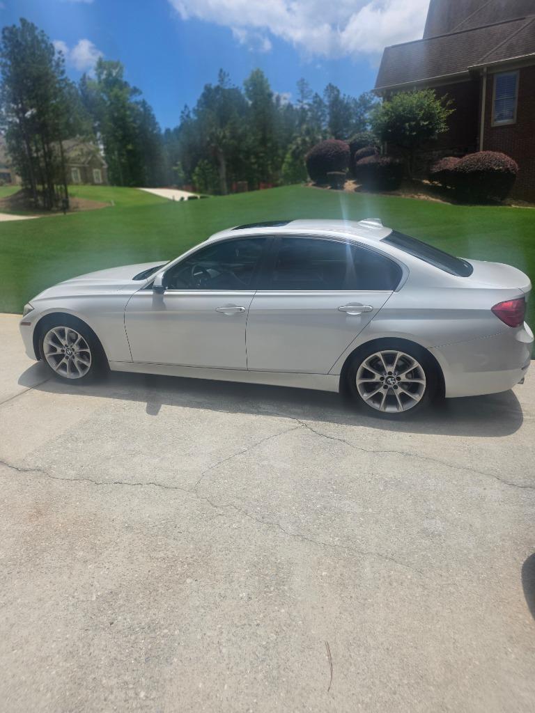 2015 BMW 320i - $10,995