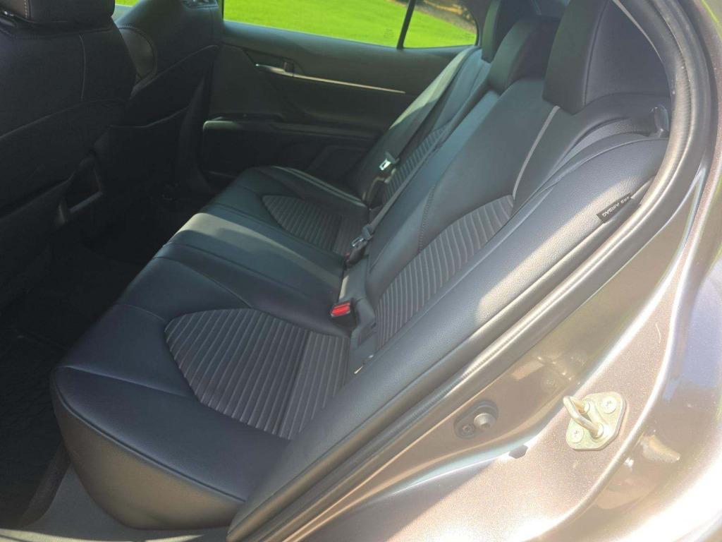 2020 Toyota Camry - $14,995