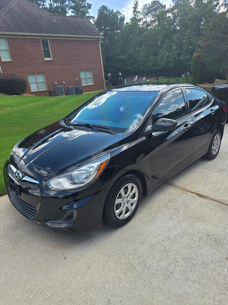 2013 Hyundai Accent - $4,588