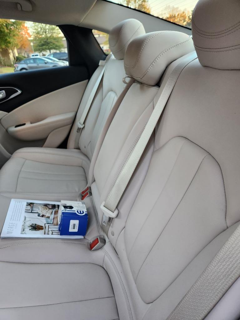 2017 Chrysler 200 - $17,399
