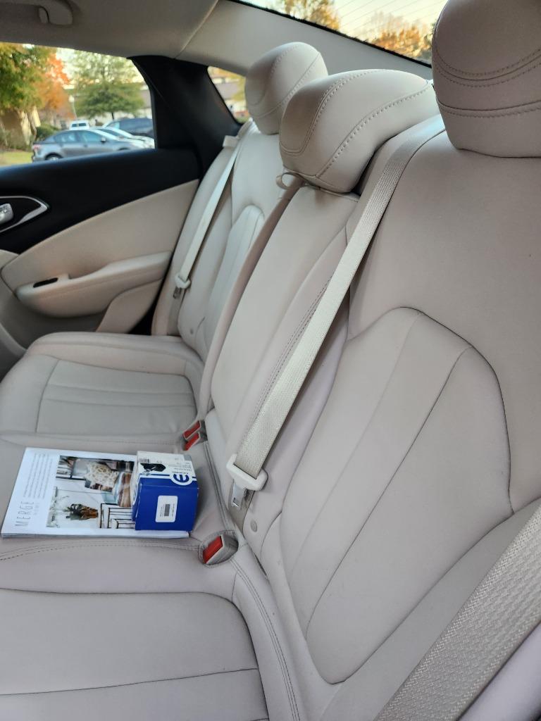 2017 Chrysler 200 - $17,399