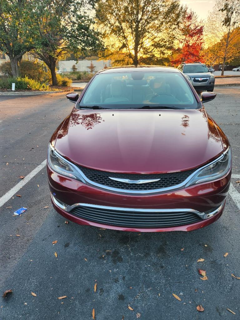 2017 Chrysler 200 - $17,399