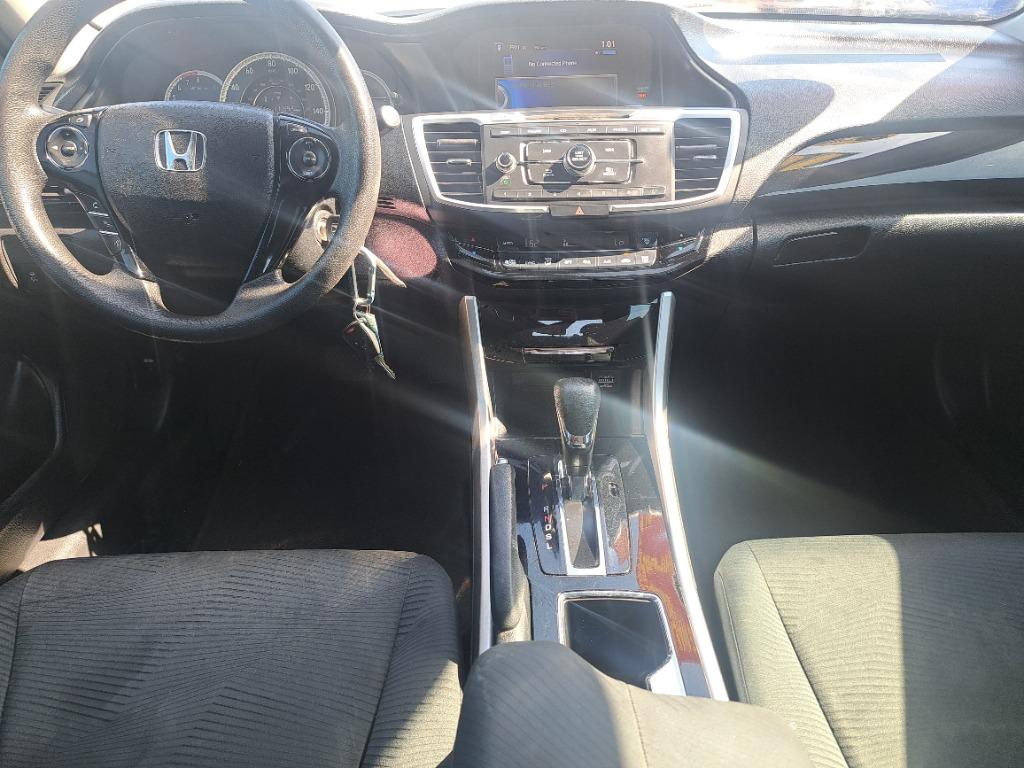 2016 Honda Accord - $11,000